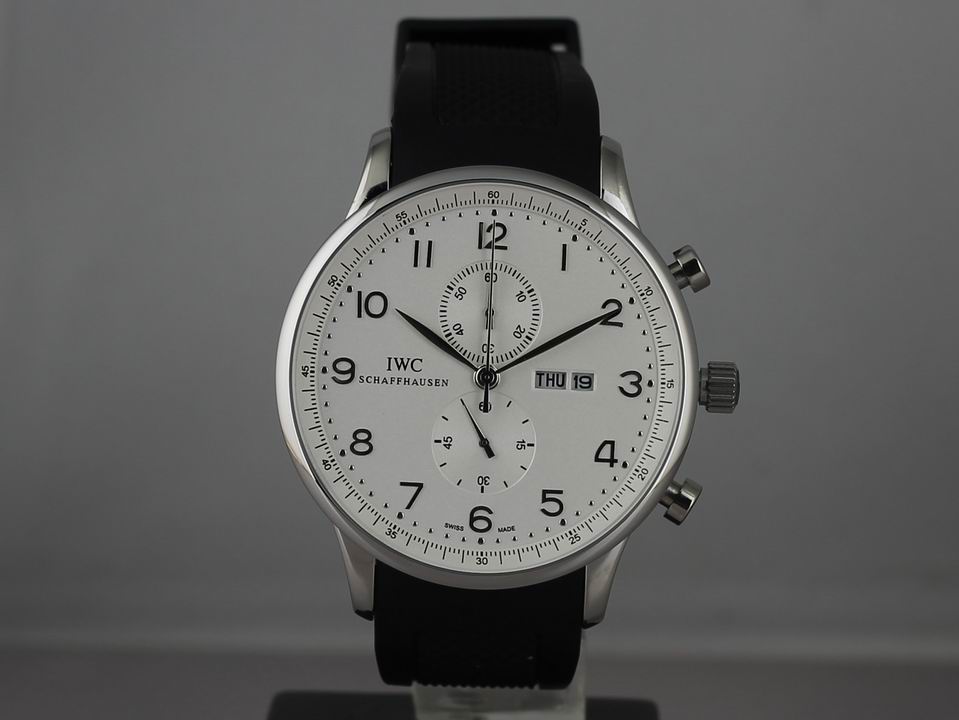 IWC watch man-220